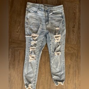 Ripped American eagle jegging size 12 extra short